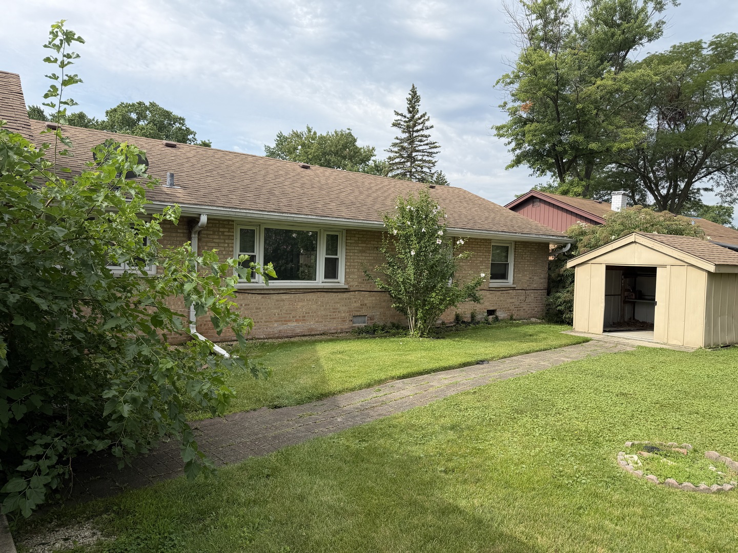 6926 W 115th Place Property Photo 10