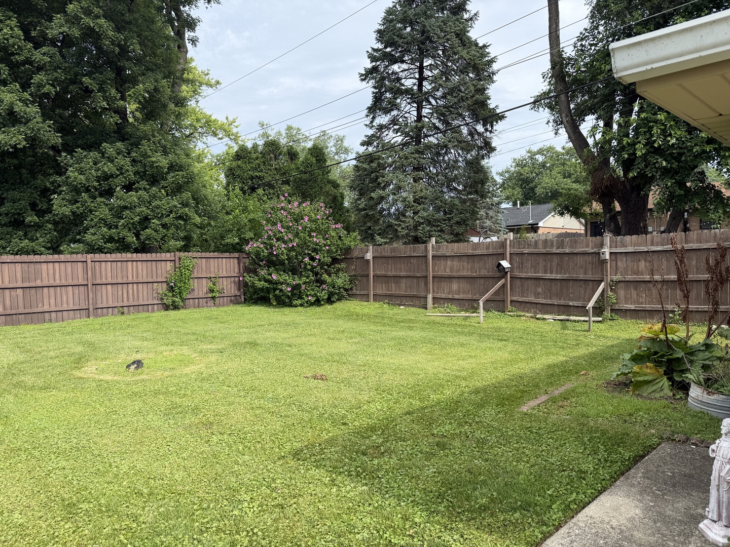 6926 W 115th Place Property Photo 11