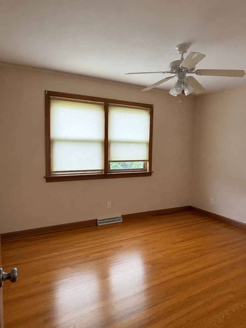 6926 W 115th Place Property Photo 13