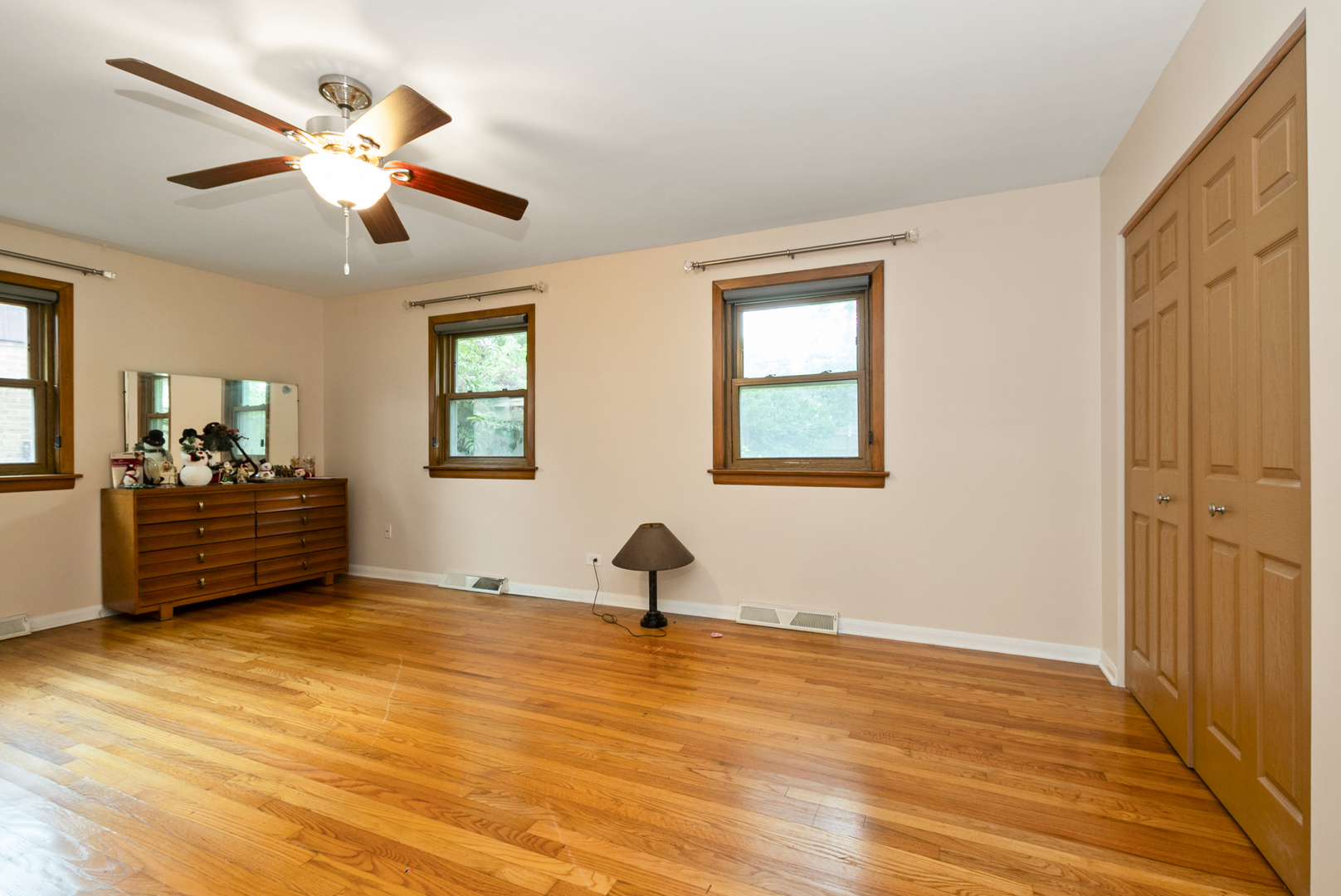 6926 W 115th Place Property Photo 31