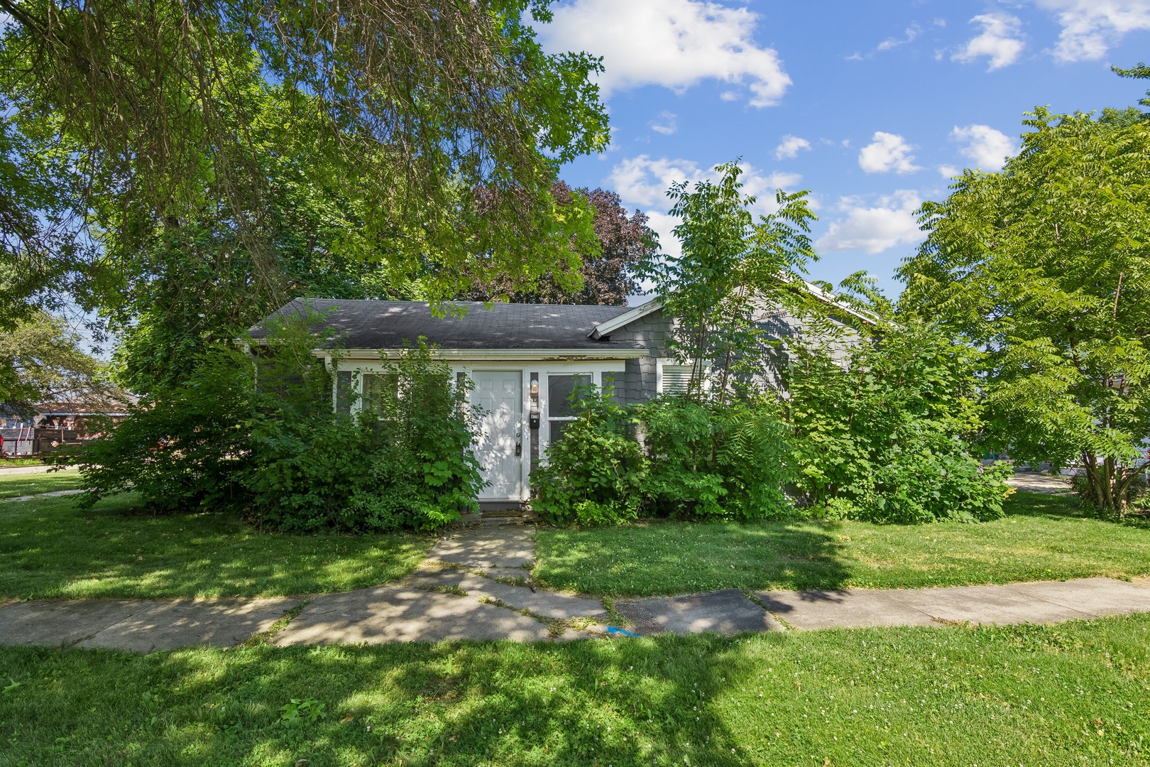 600 3rd Street Property Photo 2