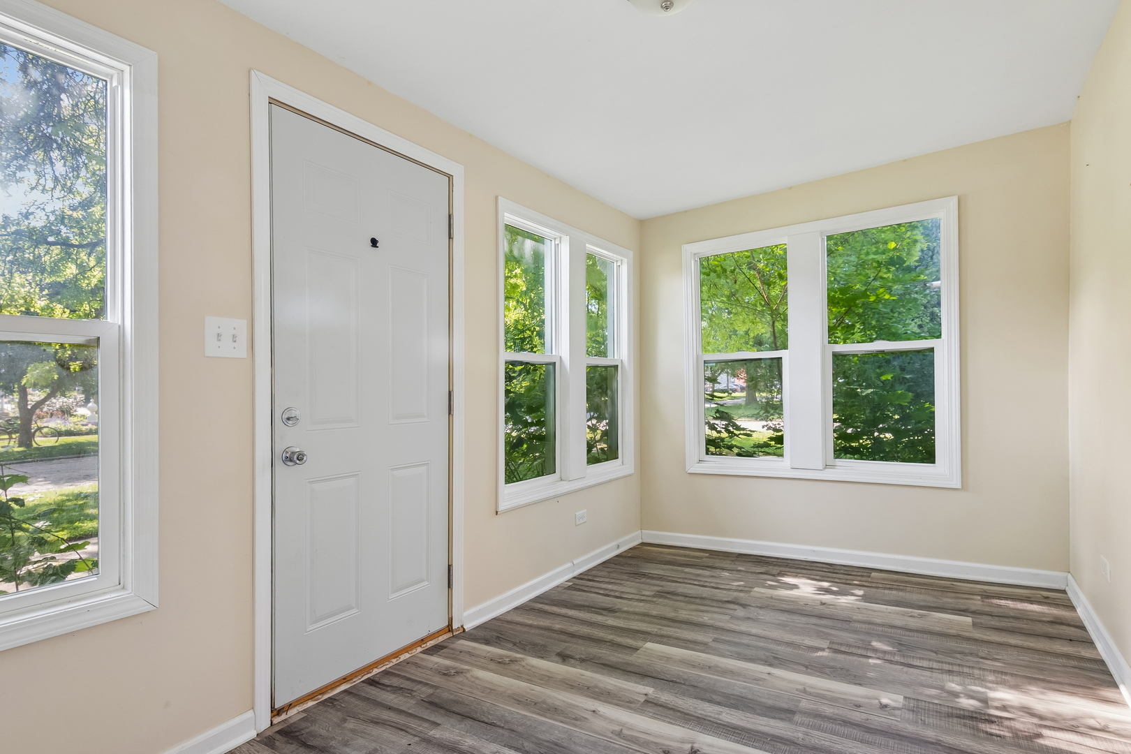 600 3rd Street Property Photo 3
