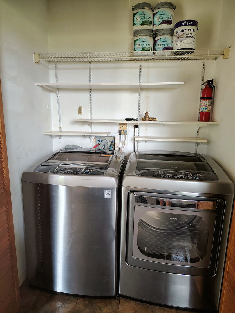 1036 Avenue E Property Photo 11