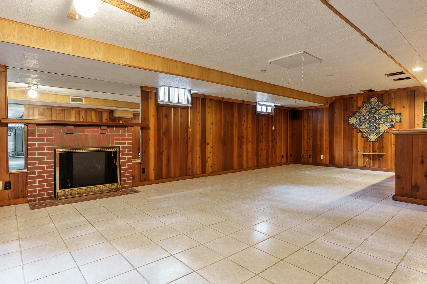 3025 E State Street Property Photo 46