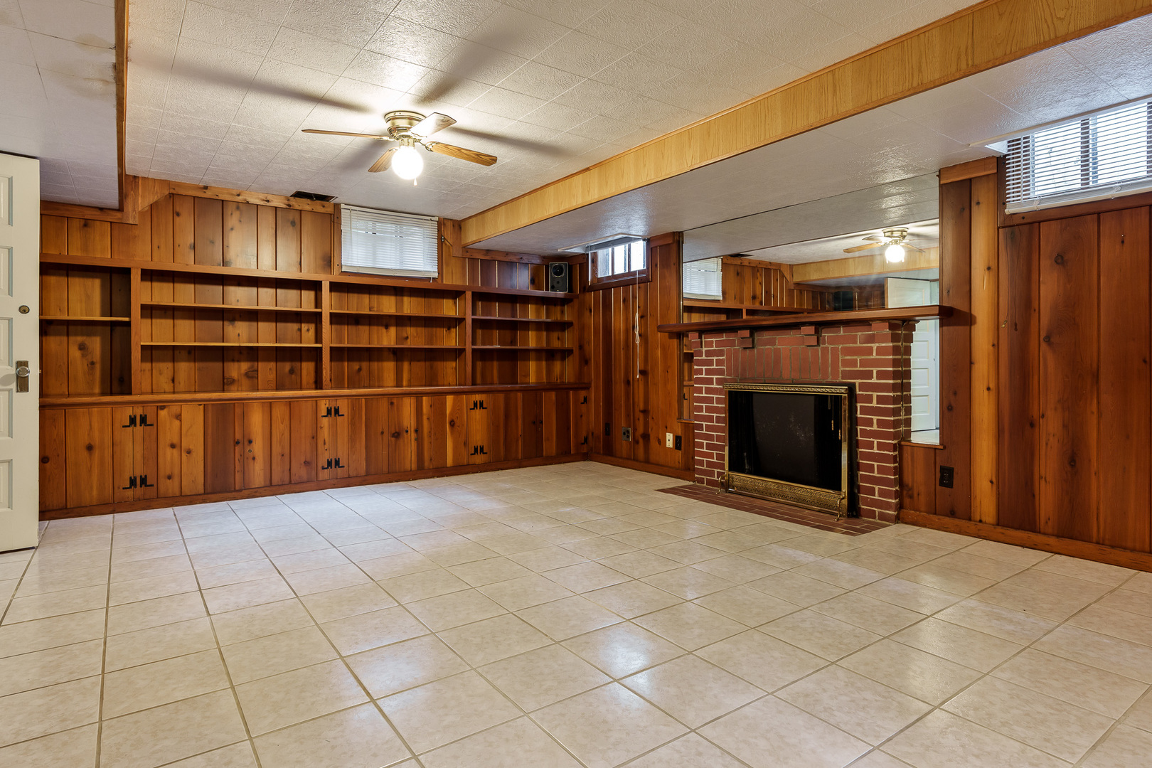3025 E State Street Property Photo 48