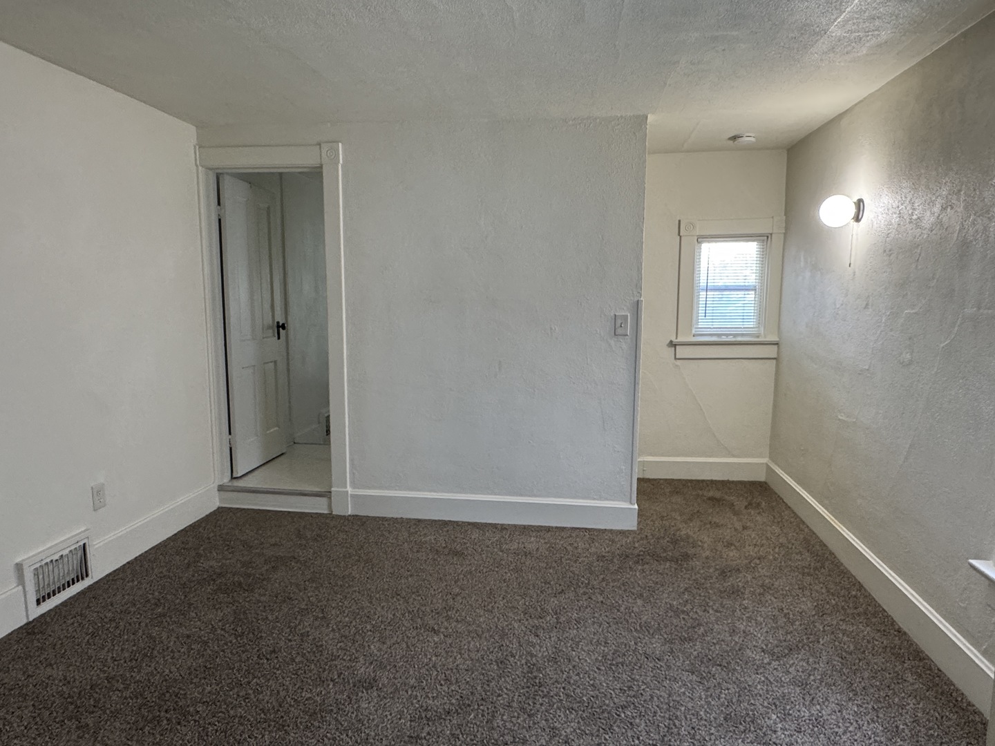 2325 Mckinley Avenue Property Photo 11