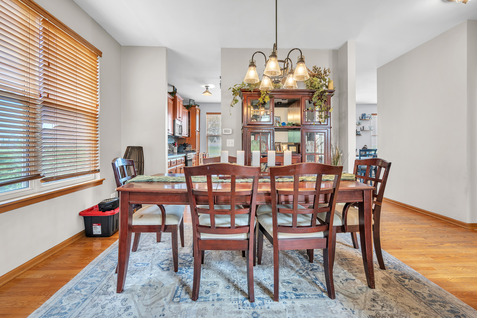 15484 Ridgefield Drive Property Photo 6