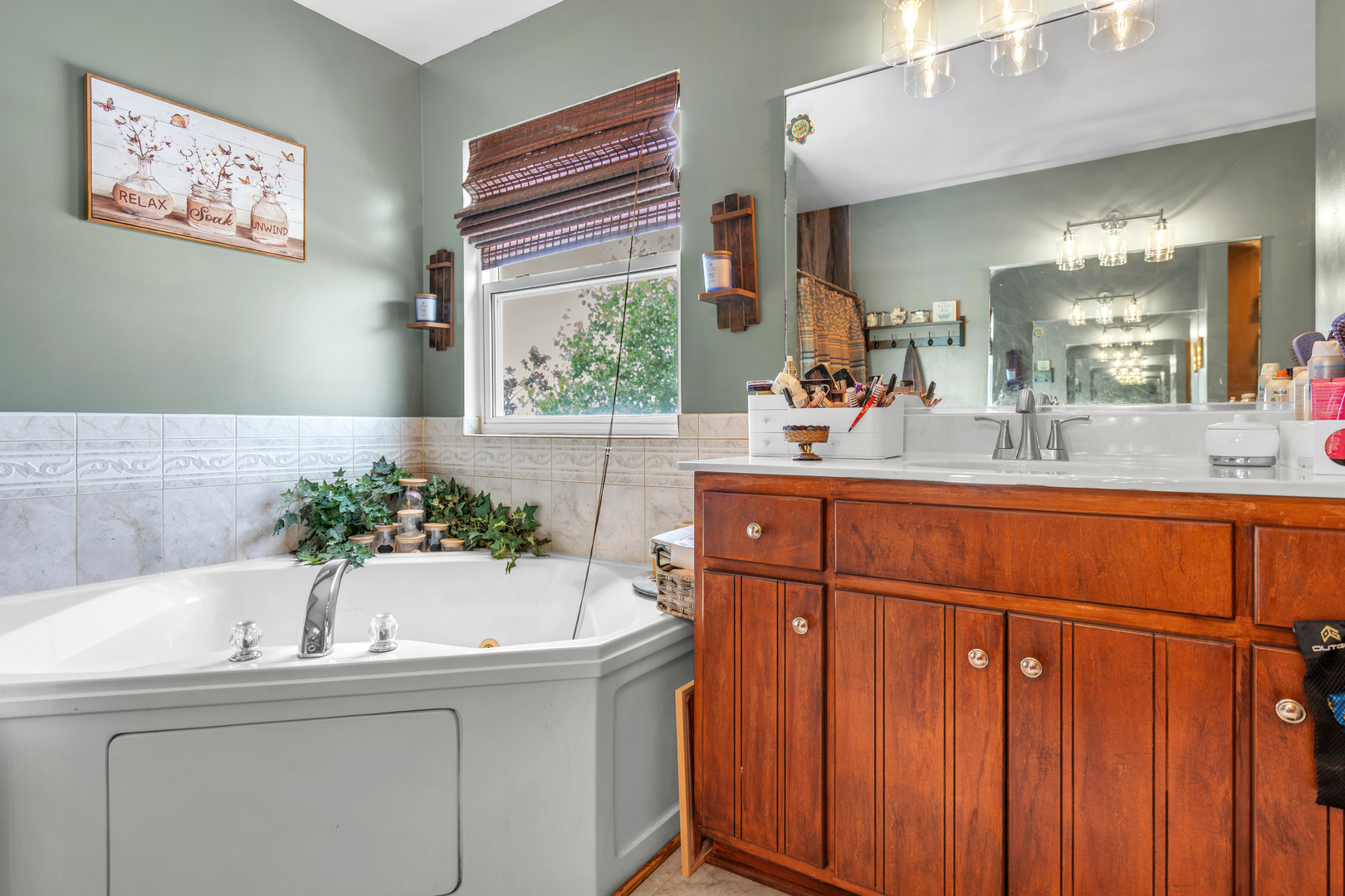 15484 Ridgefield Drive Property Photo 32