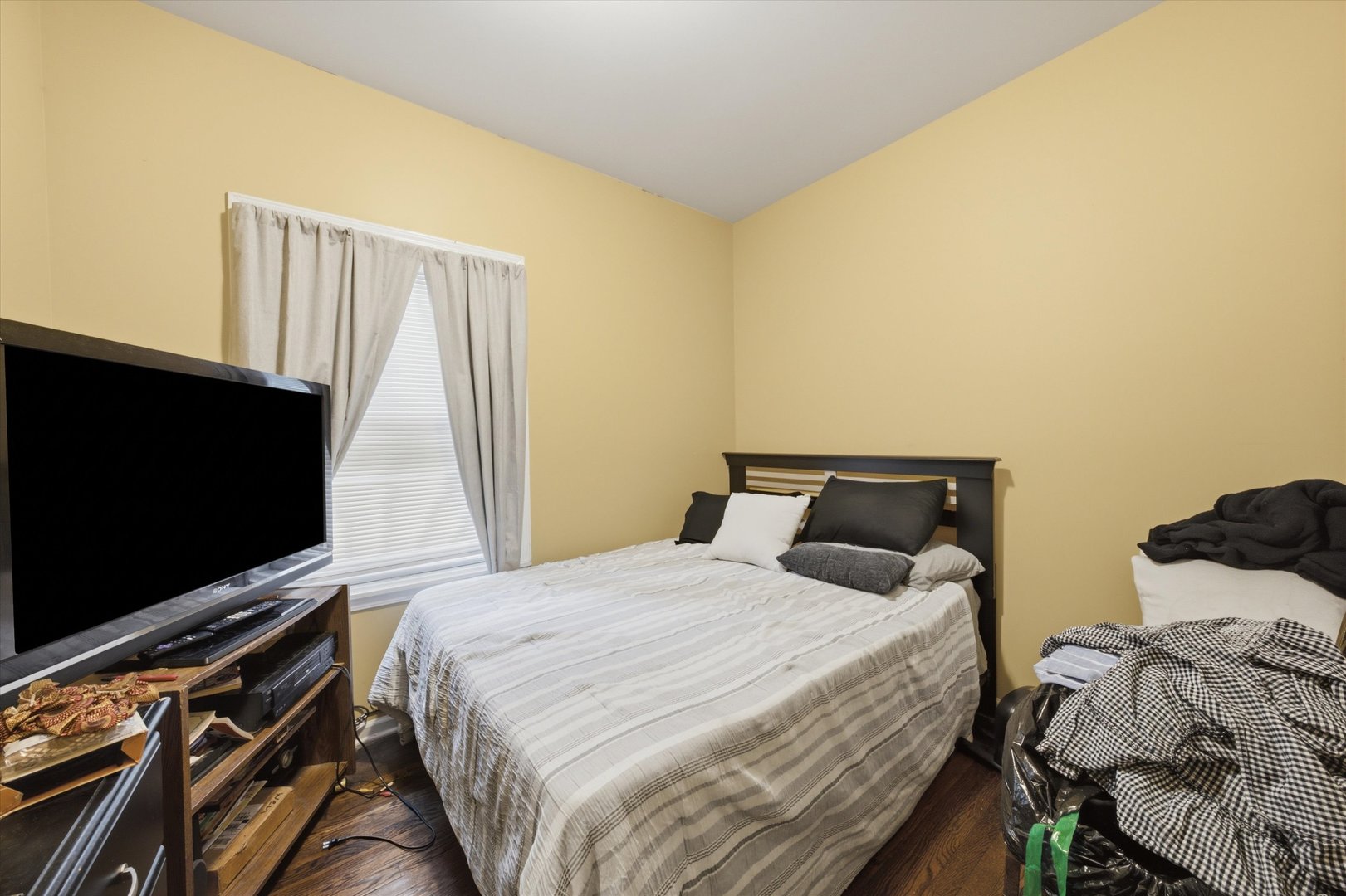 7614 S Carpenter Street Property Photo 17