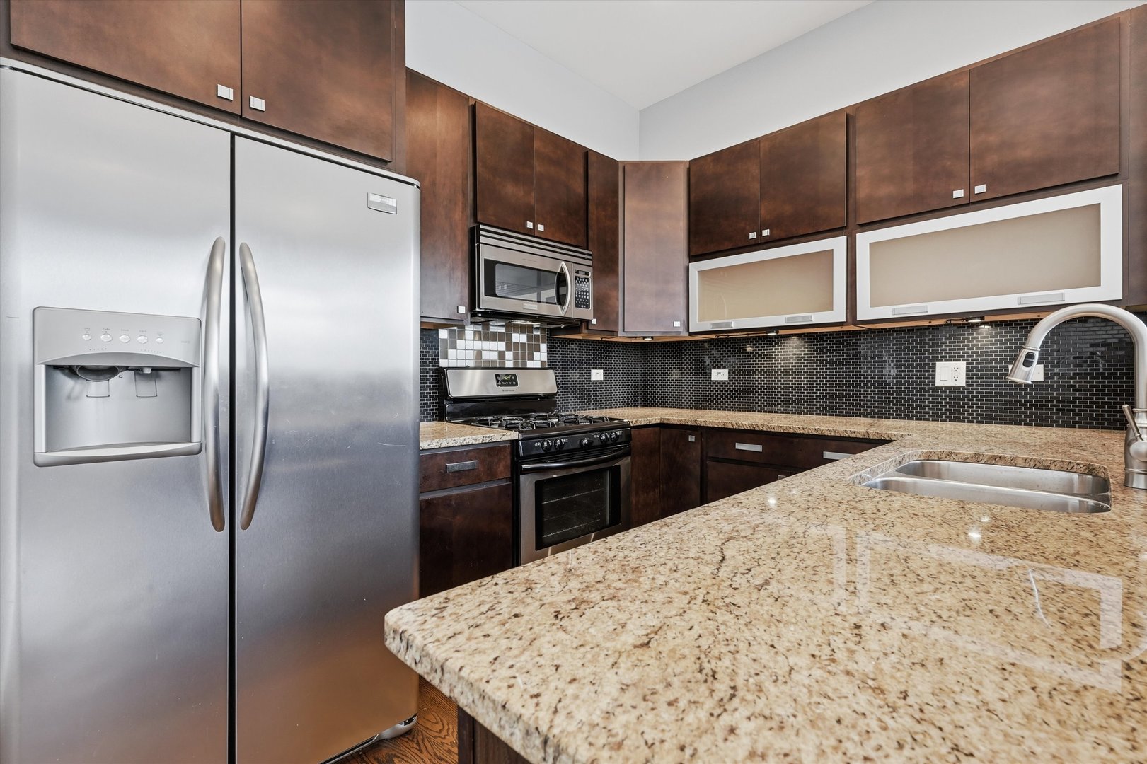 7934 W Grand Avenue 4e Property Photo 4