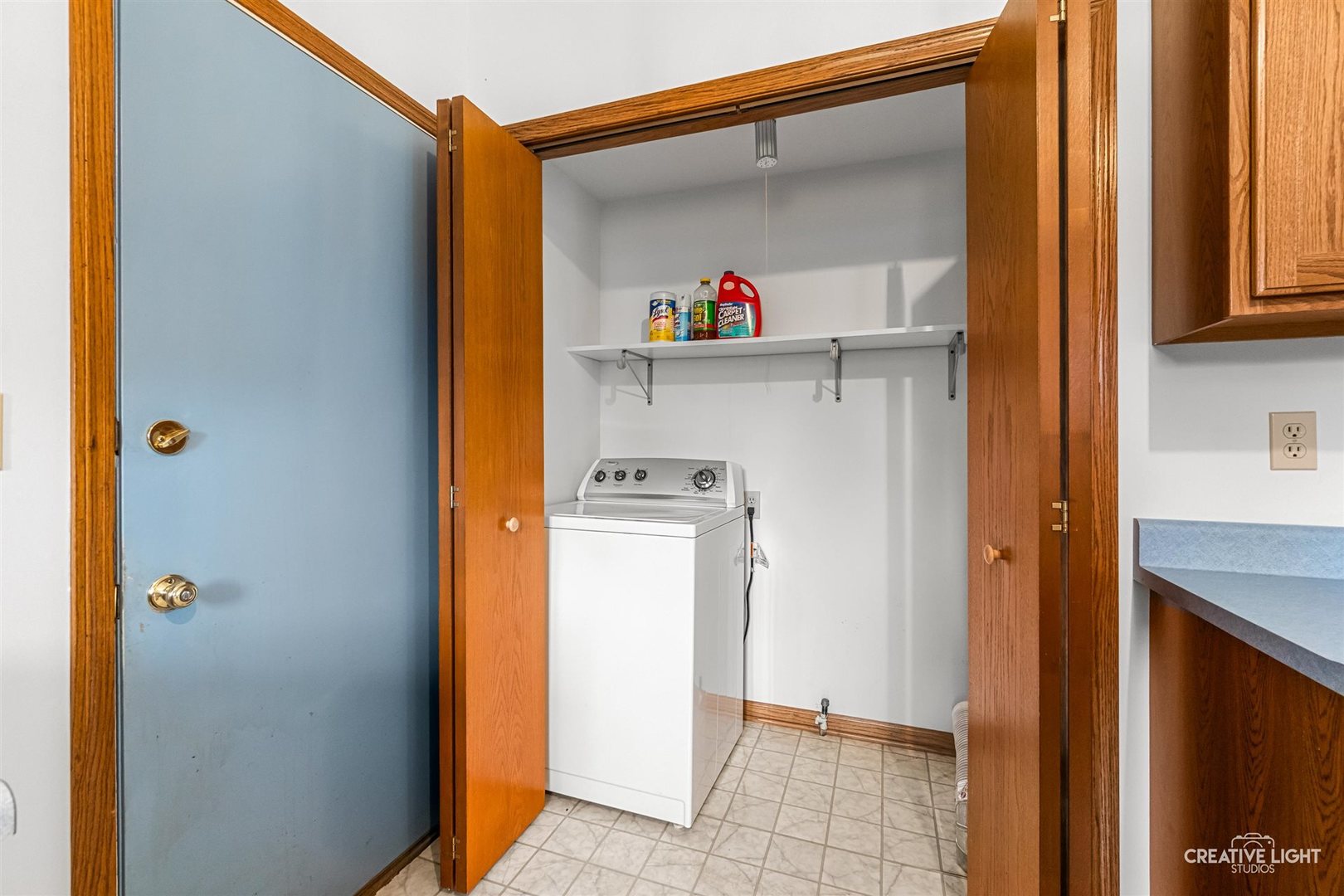 285 E Legner Street Property Photo 13