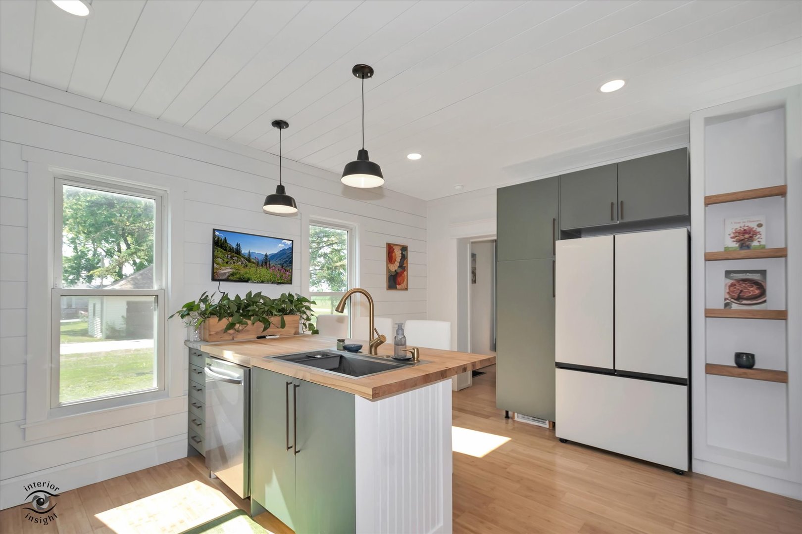 15051 W Baker Road Property Photo 12