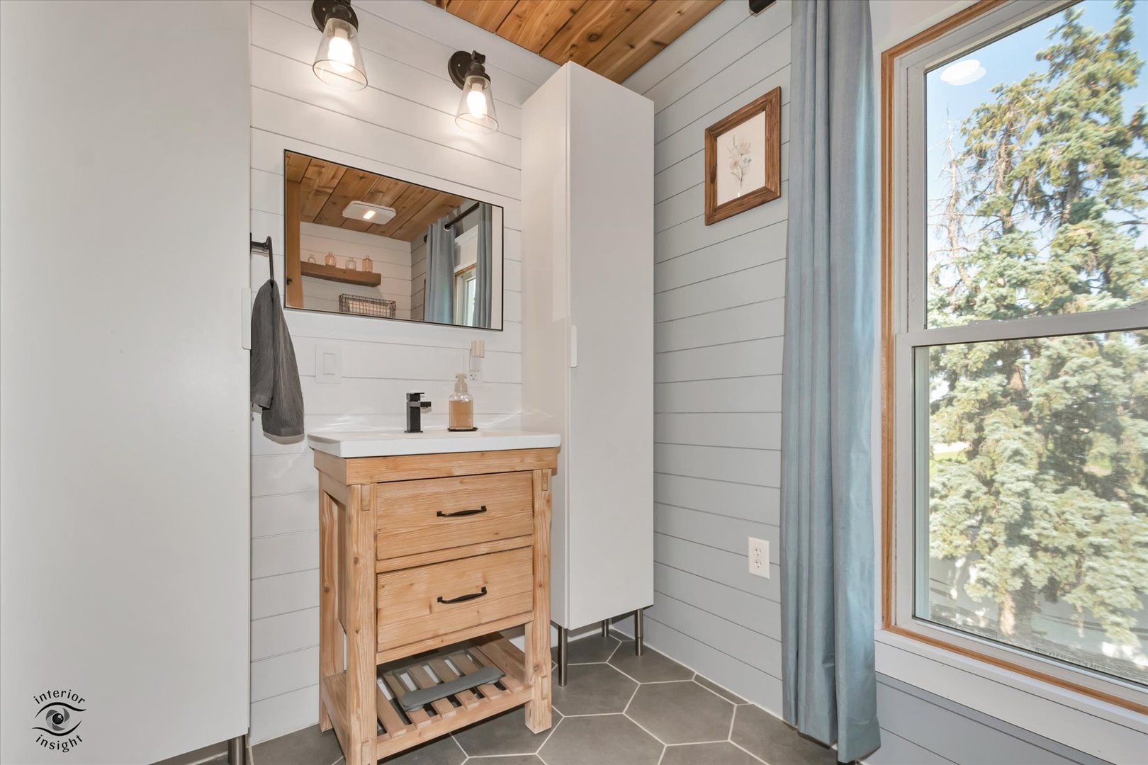 15051 W Baker Road Property Photo 19