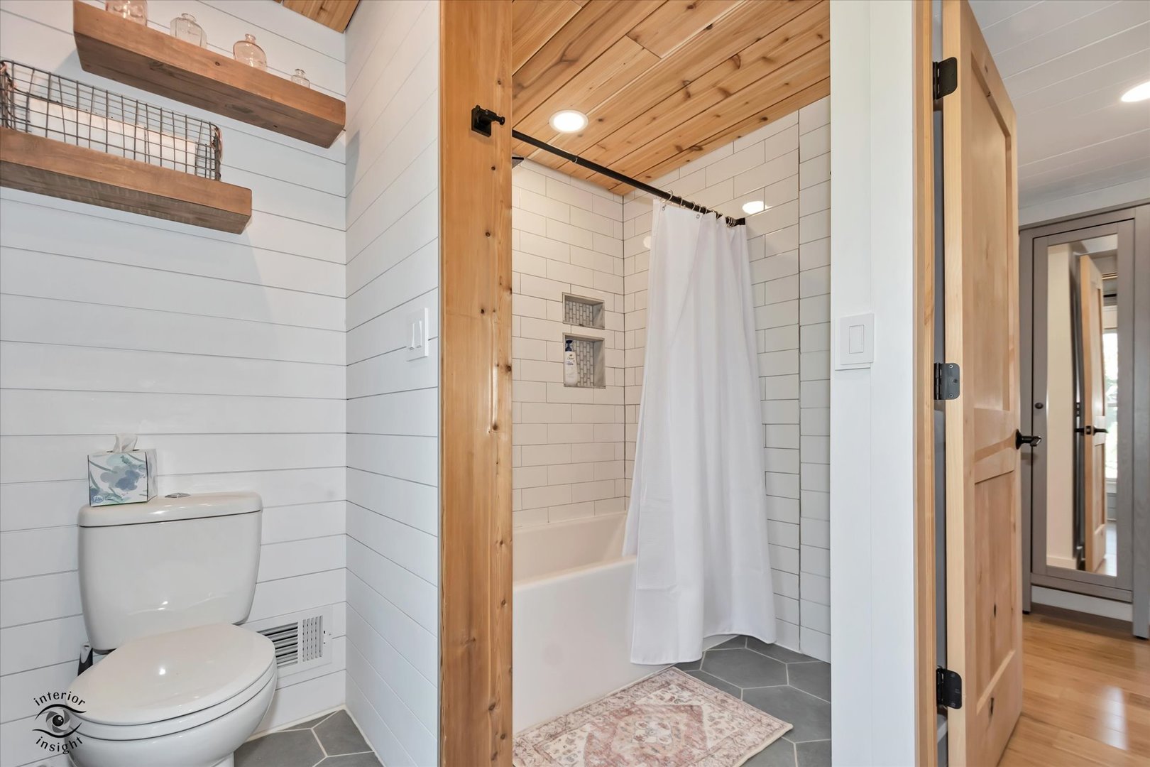 15051 W Baker Road Property Photo 20