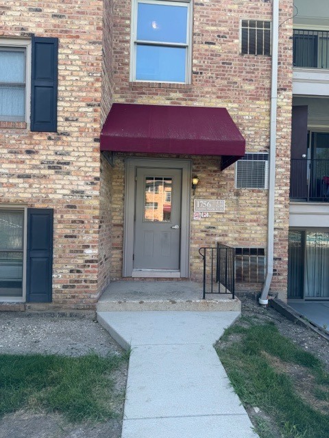 1756 Fayette Walk C Property Photo 1