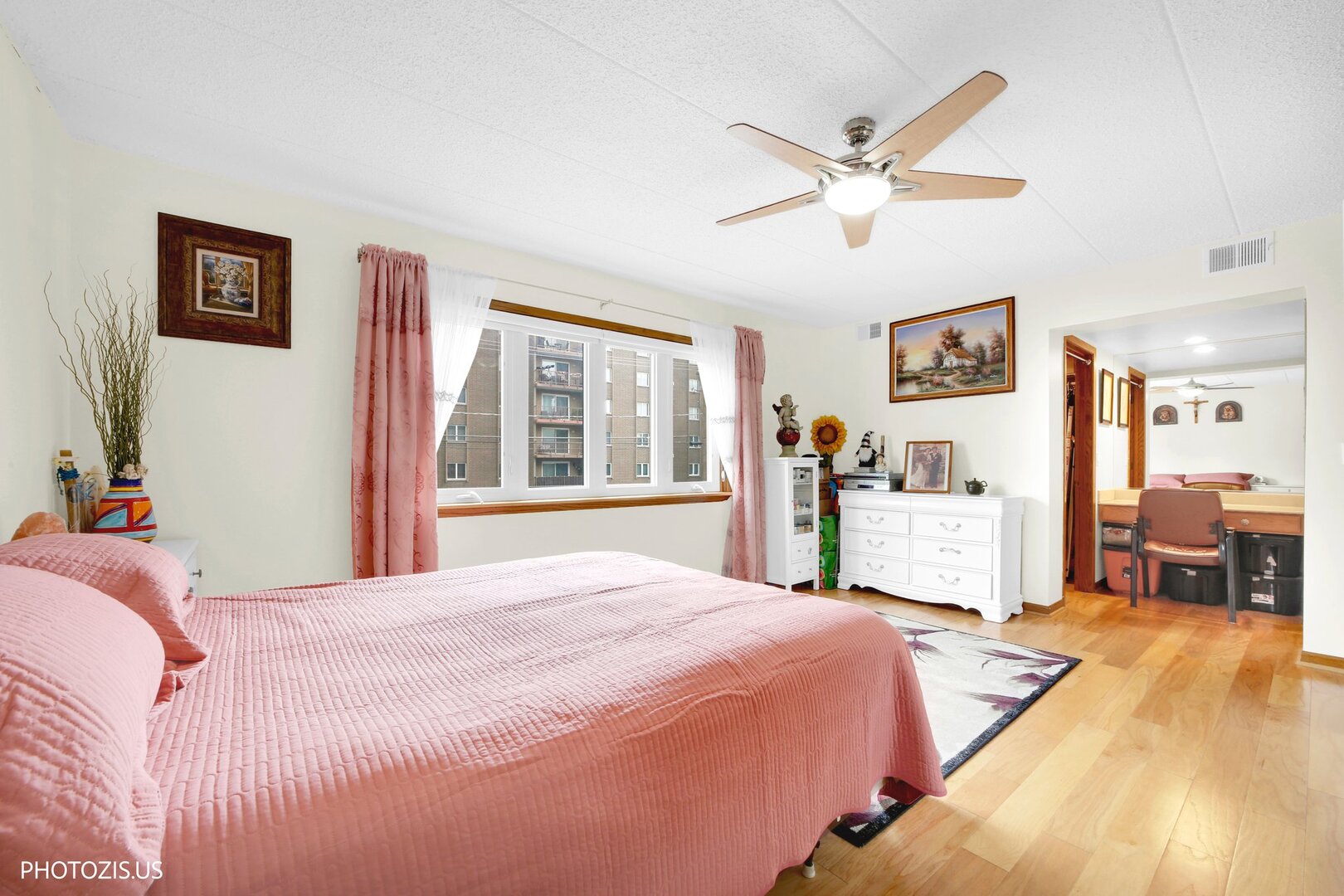 1380 Oakwood Avenue 204 Property Photo 16