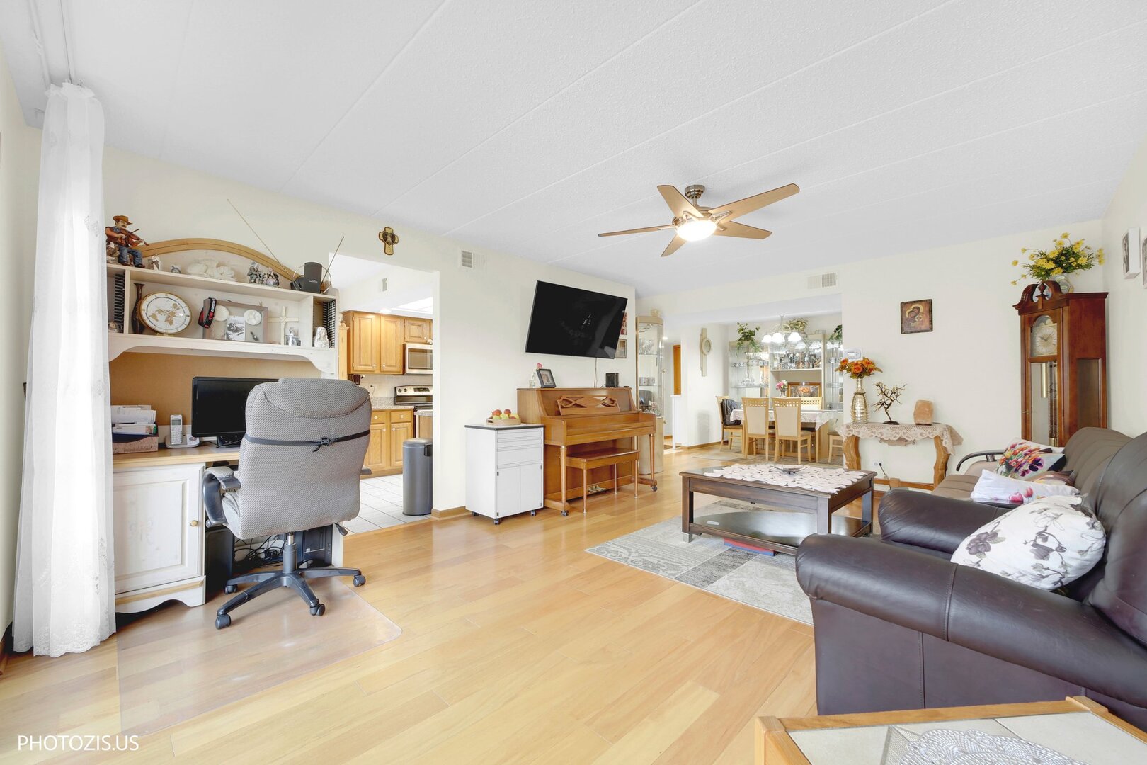 1380 Oakwood Avenue 204 Property Photo 20