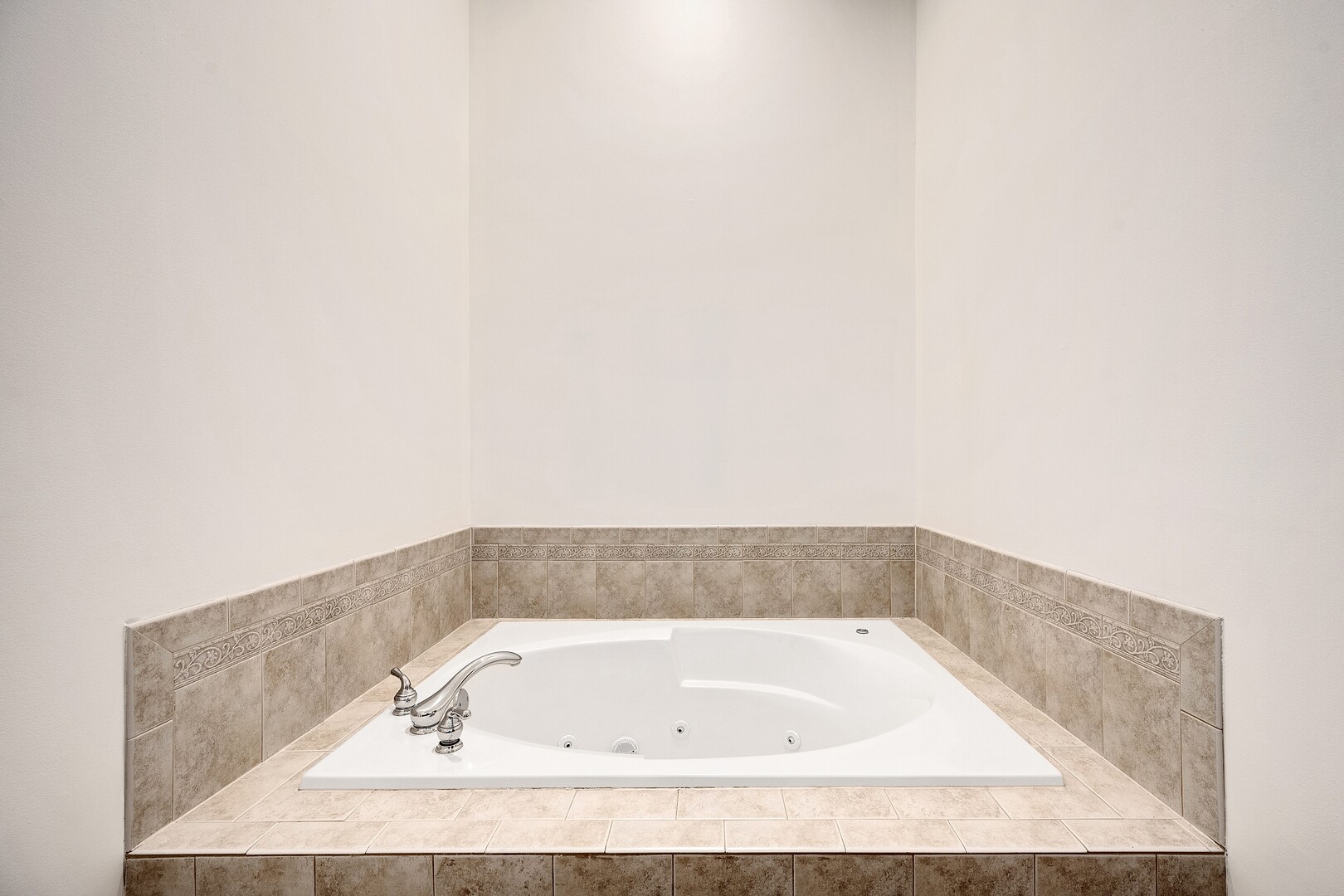 146 Santa Fe Lane Property Photo 22
