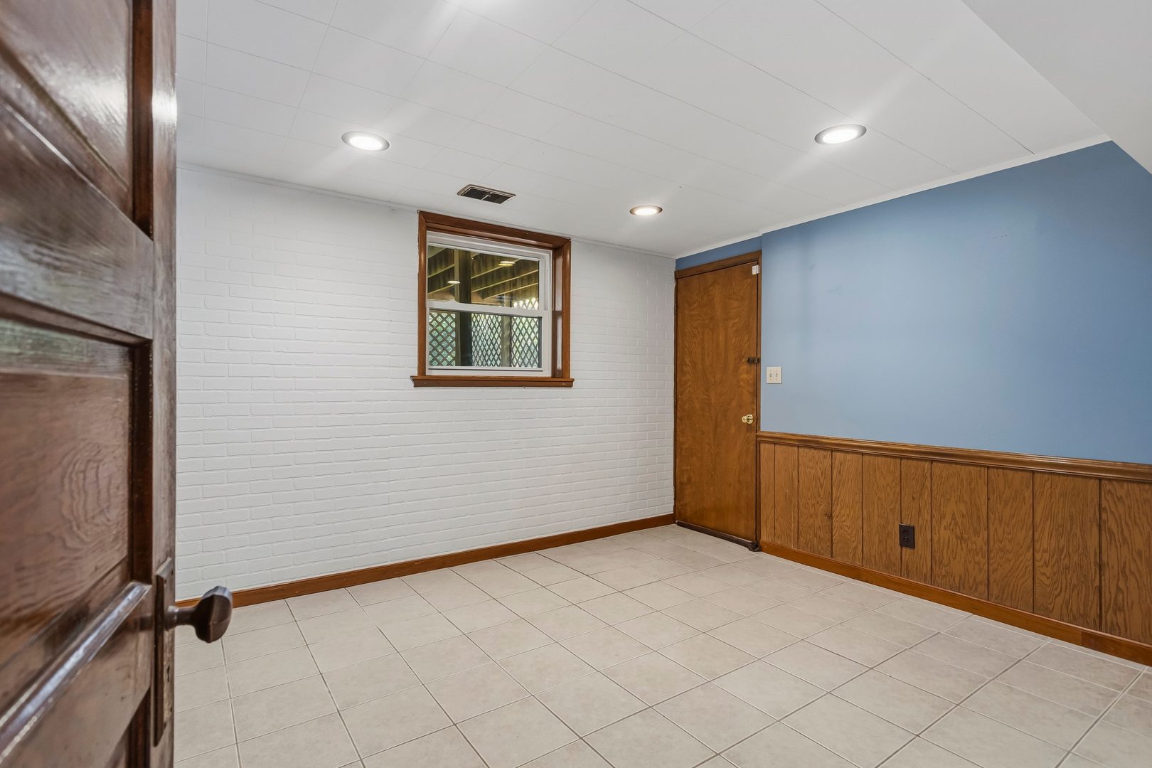 1906 Crescent Drive Property Photo 33