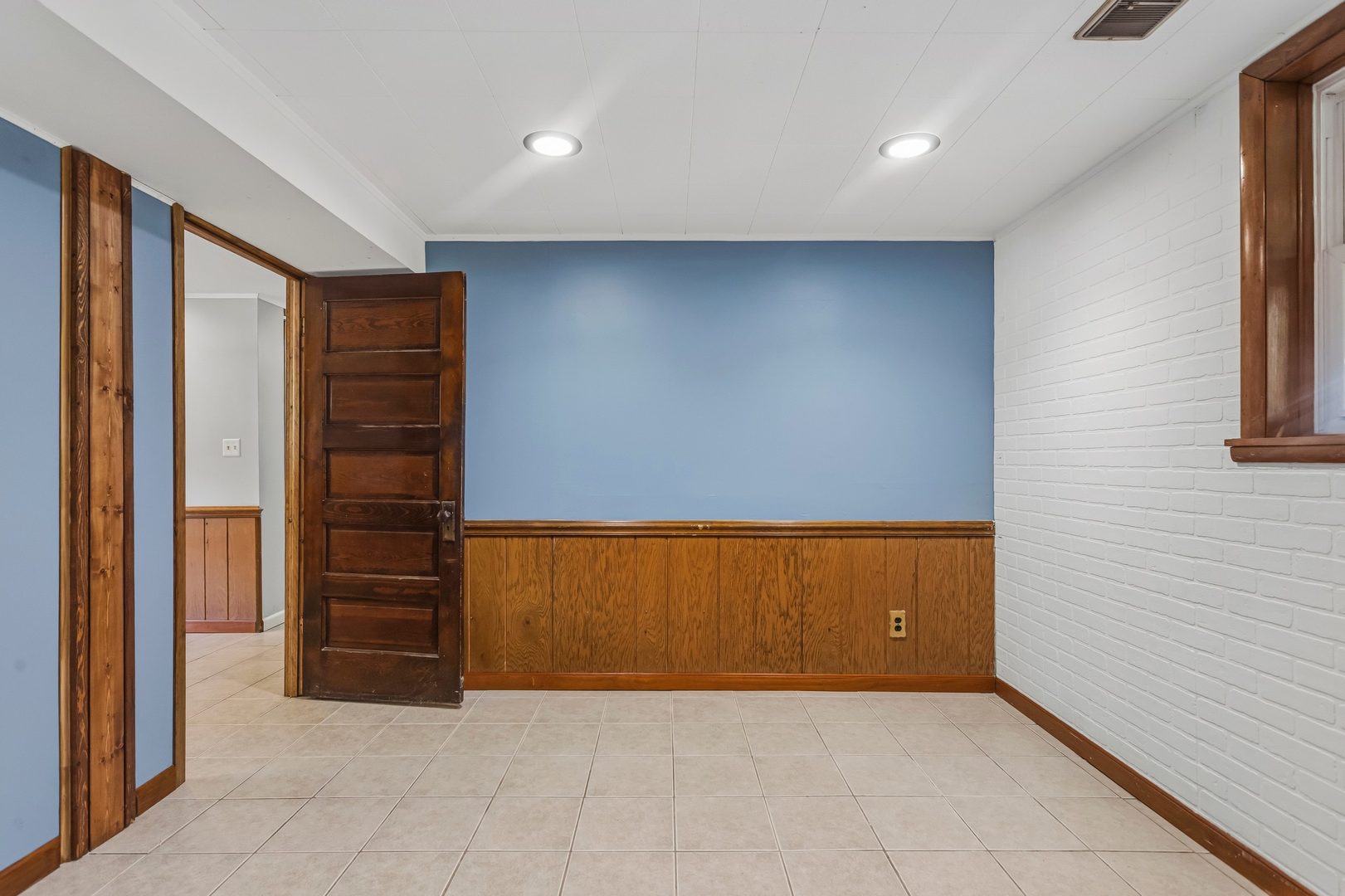 1906 Crescent Drive Property Photo 34