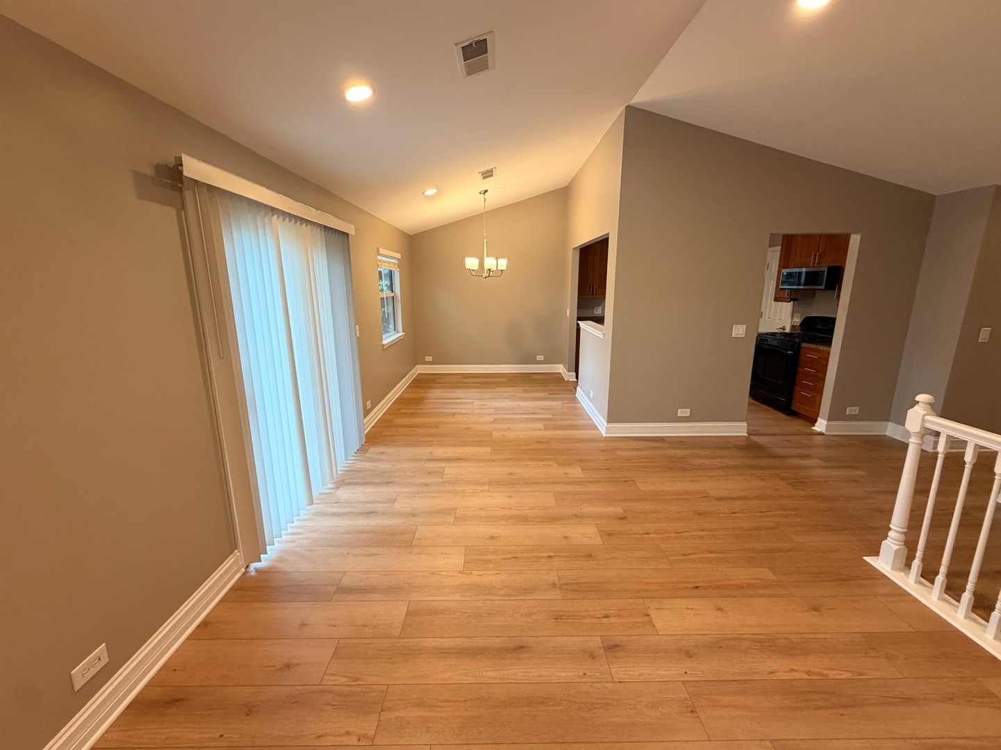 82 Holmes Way X2 Property Photo 6