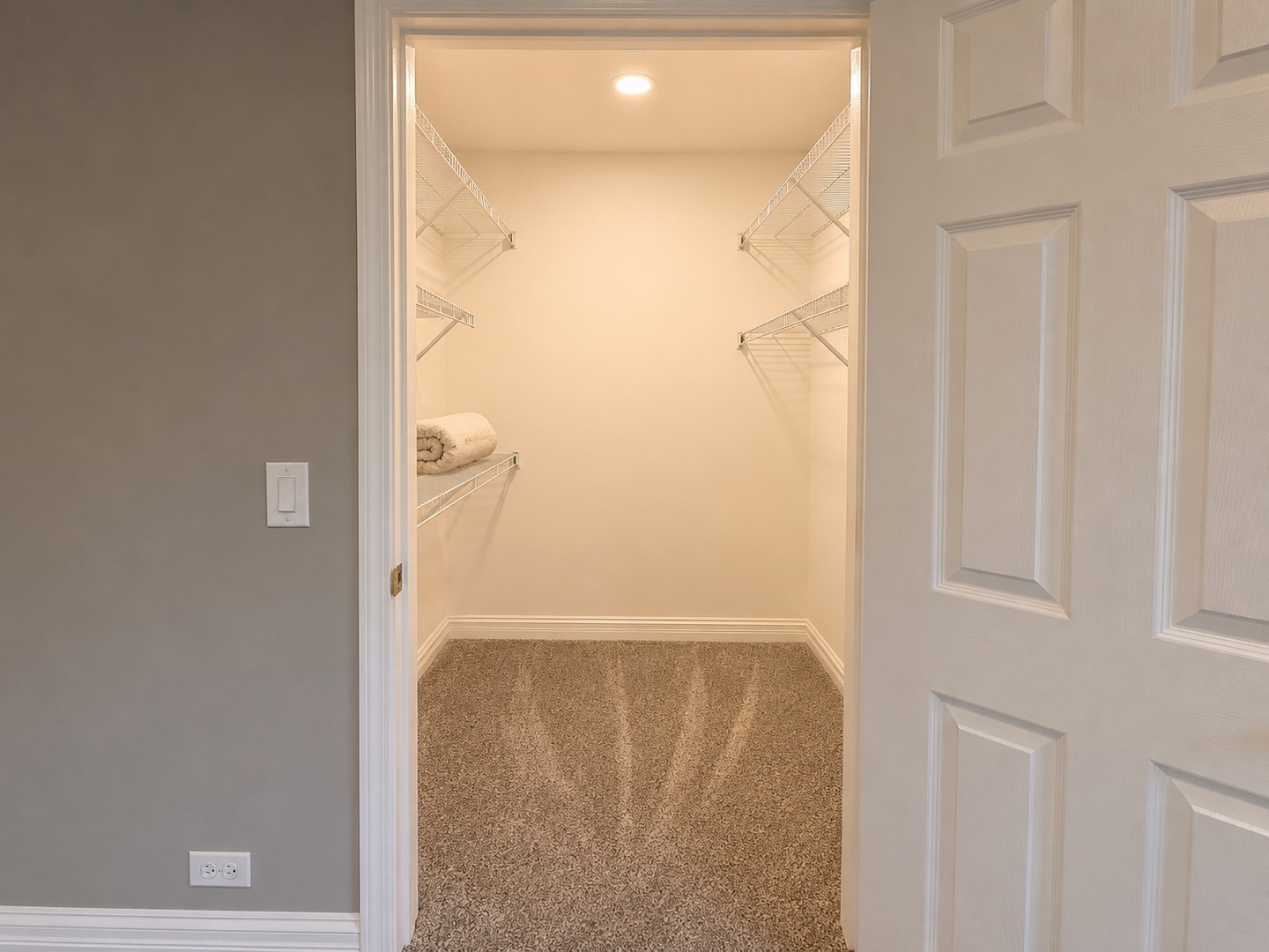 82 Holmes Way X2 Property Photo 12