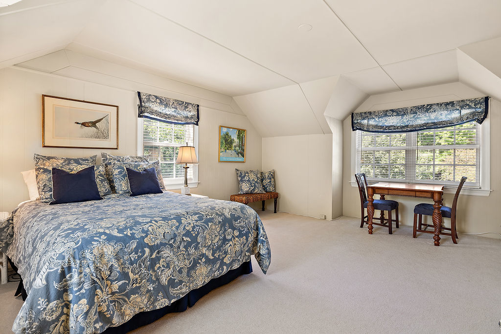 1229 Alvin Court Property Photo 15