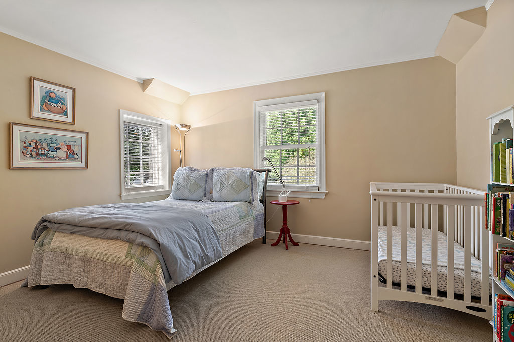 1229 Alvin Court Property Photo 18