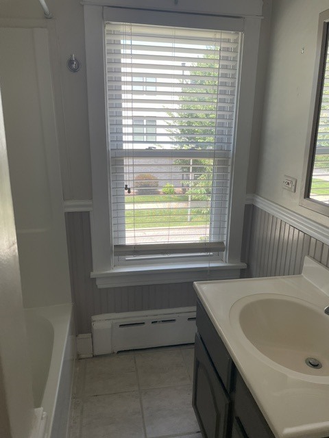 211 N Larch Avenue 2 Property Photo 5