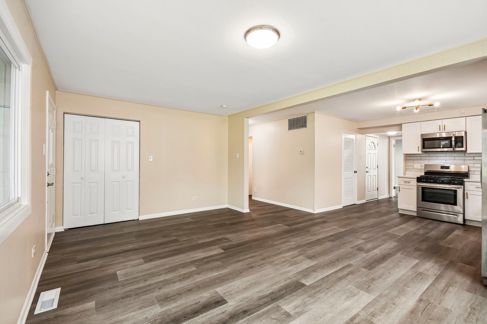 14626 Abbottsford Road Property Photo 5