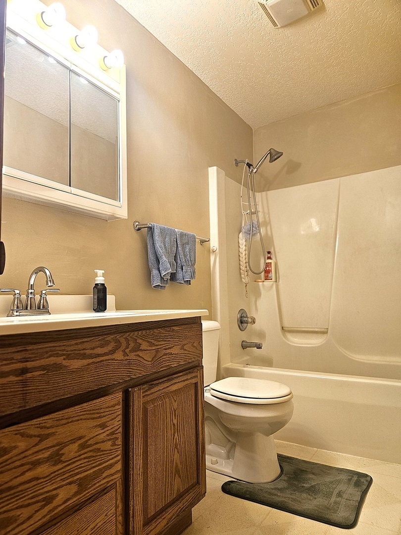 133 Fieldstone Lane Property Photo 12