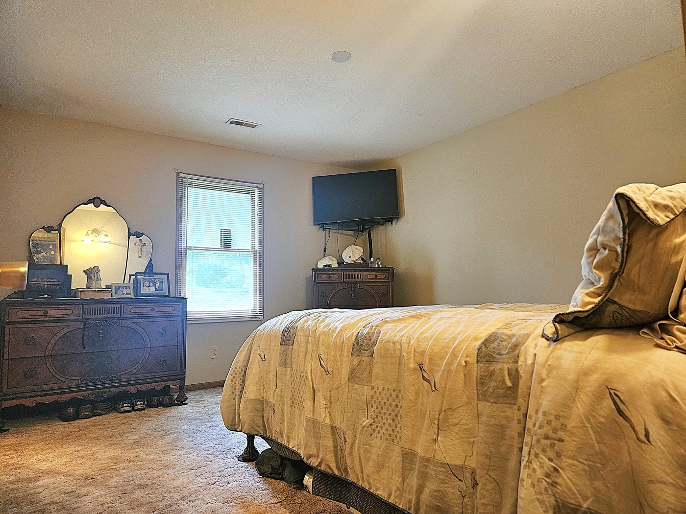 133 Fieldstone Lane Property Photo 14