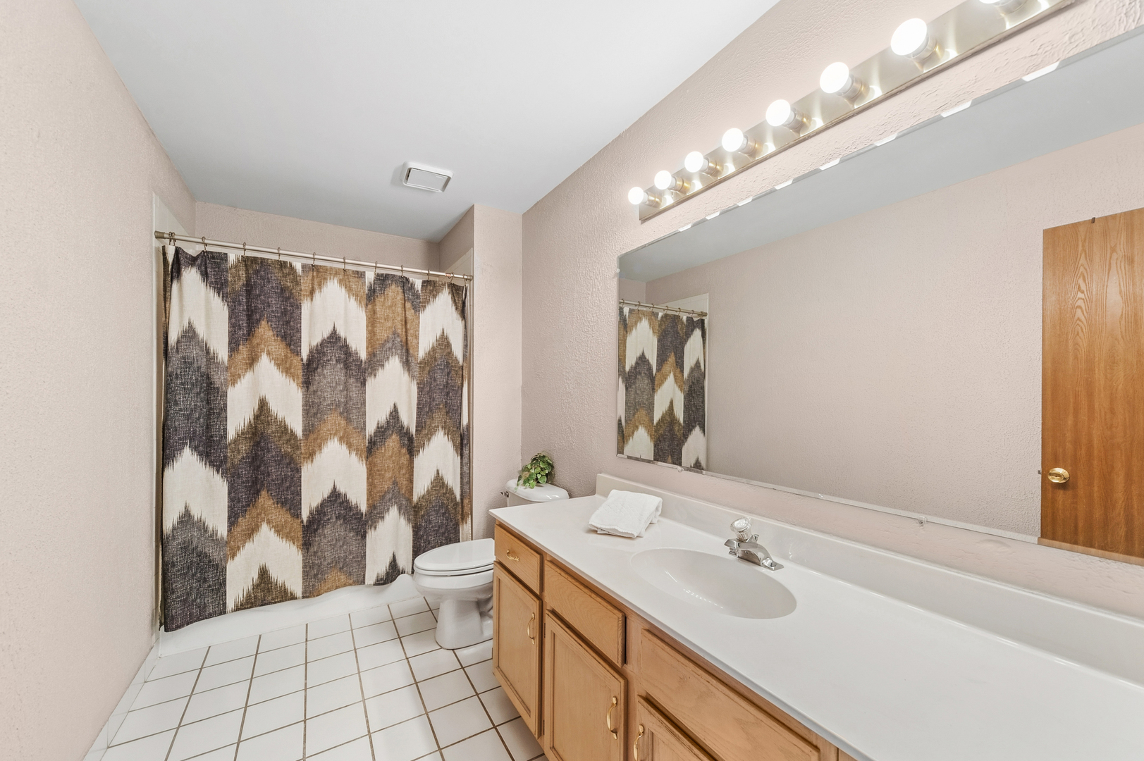 16200 Bormet Drive Property Photo 18