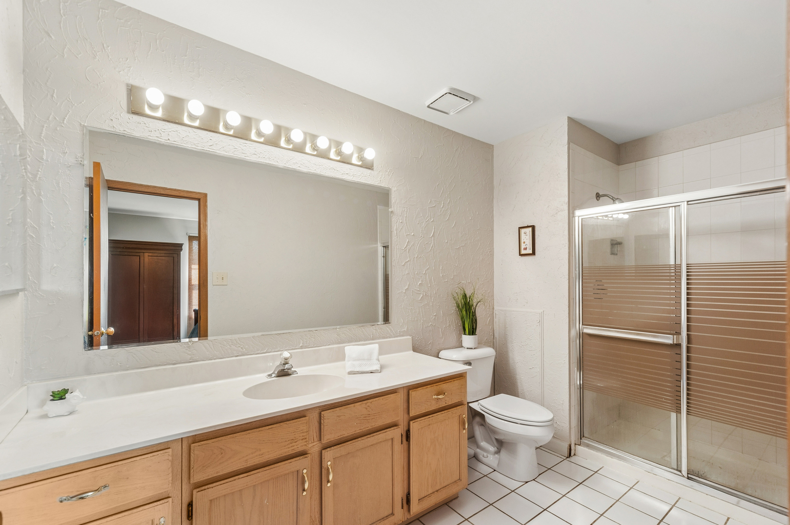 16200 Bormet Drive Property Photo 20