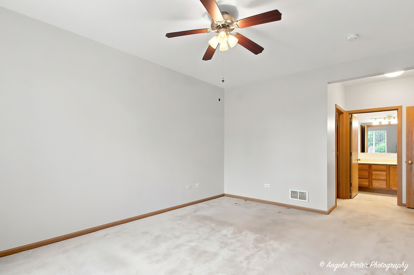 5928 Dublin Court 1 Property Photo 19
