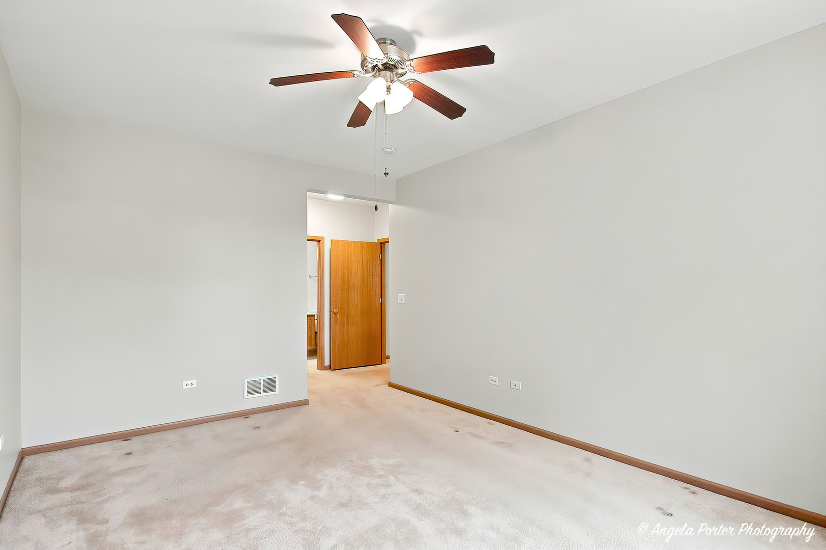 5928 Dublin Court 1 Property Photo 20