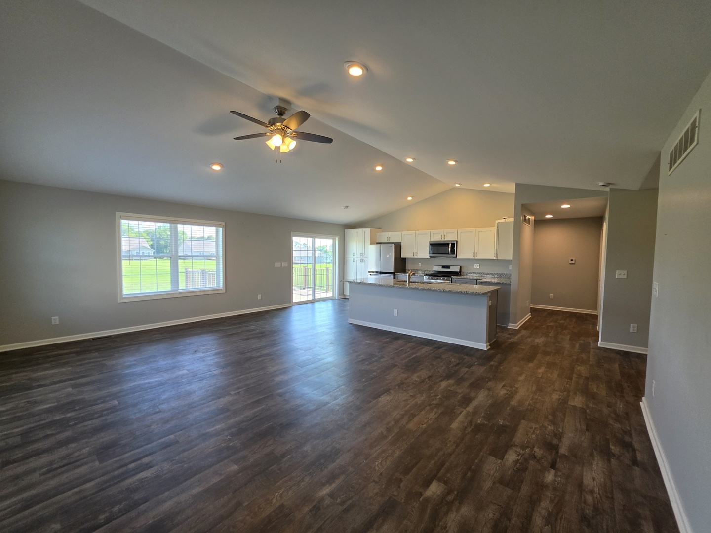 735 Yingling Drive Property Photo 8
