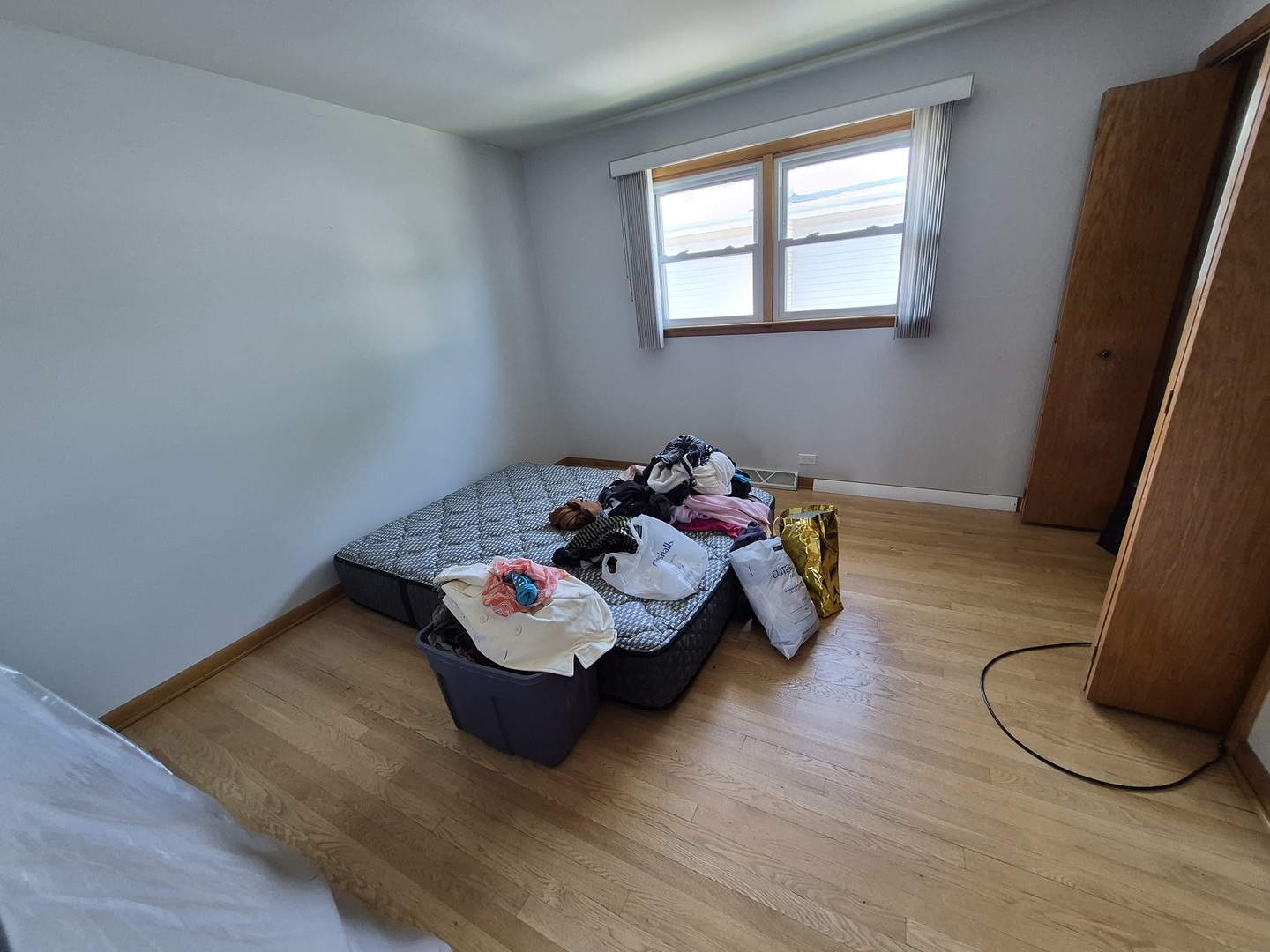 6842 N Central Avenue Property Photo 10