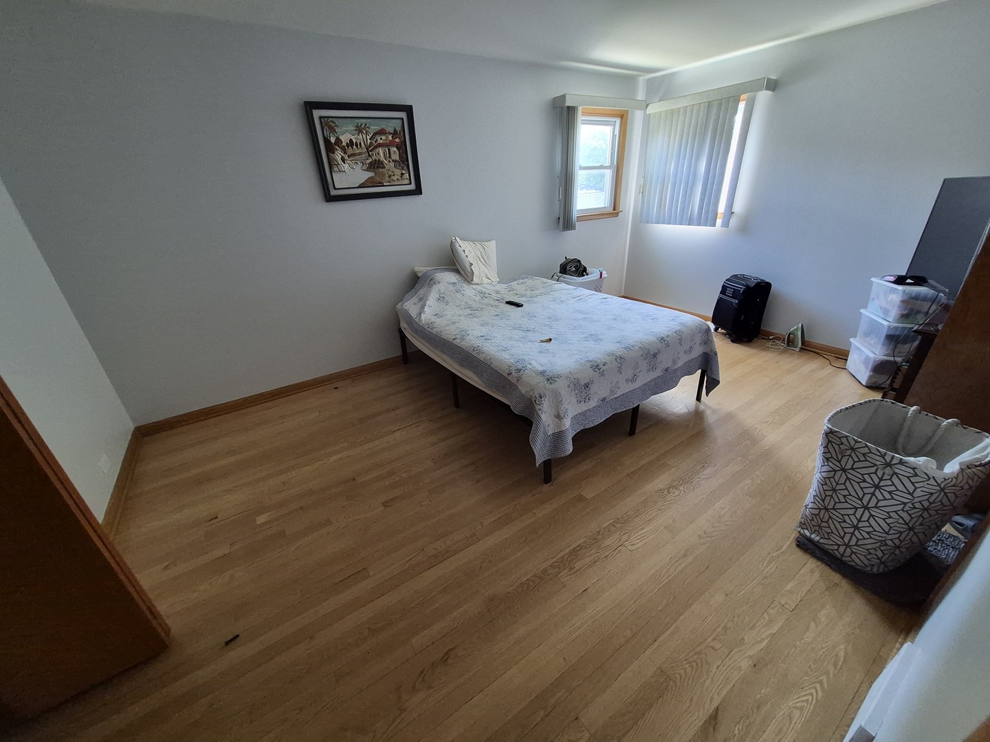 6842 N Central Avenue Property Photo 11