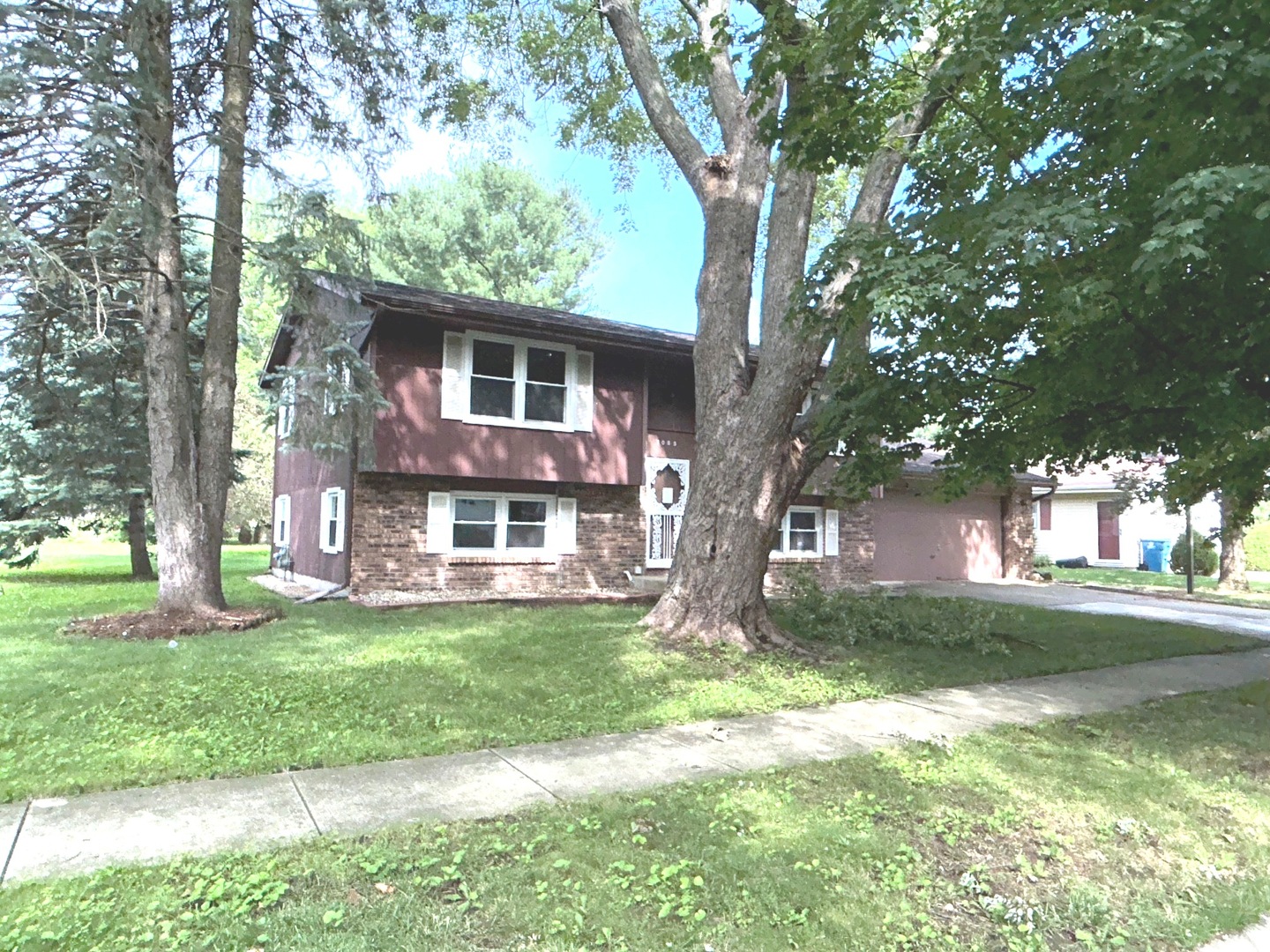 1085 Mallard Drive Property Photo 1