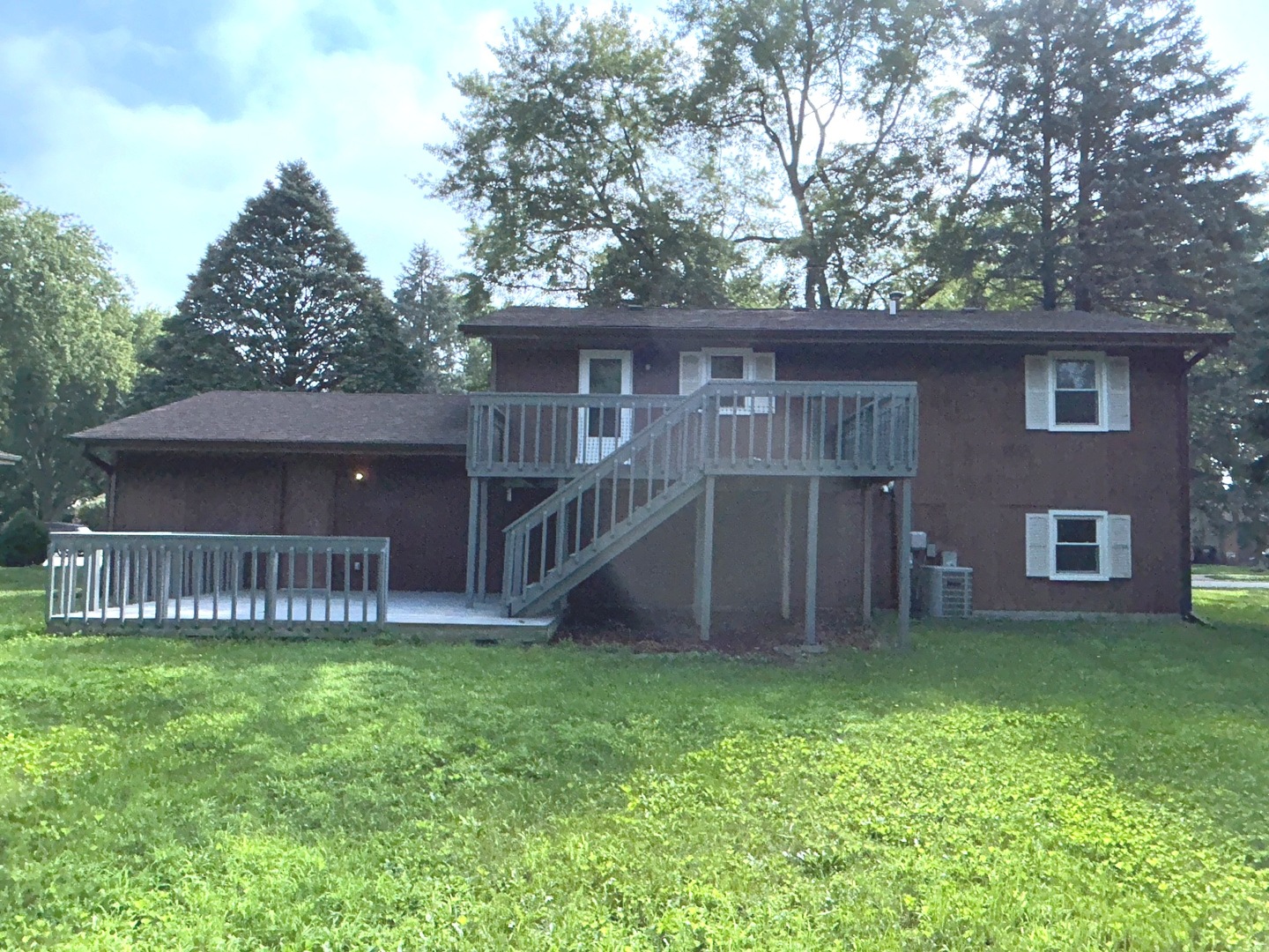 1085 Mallard Drive Property Photo 3