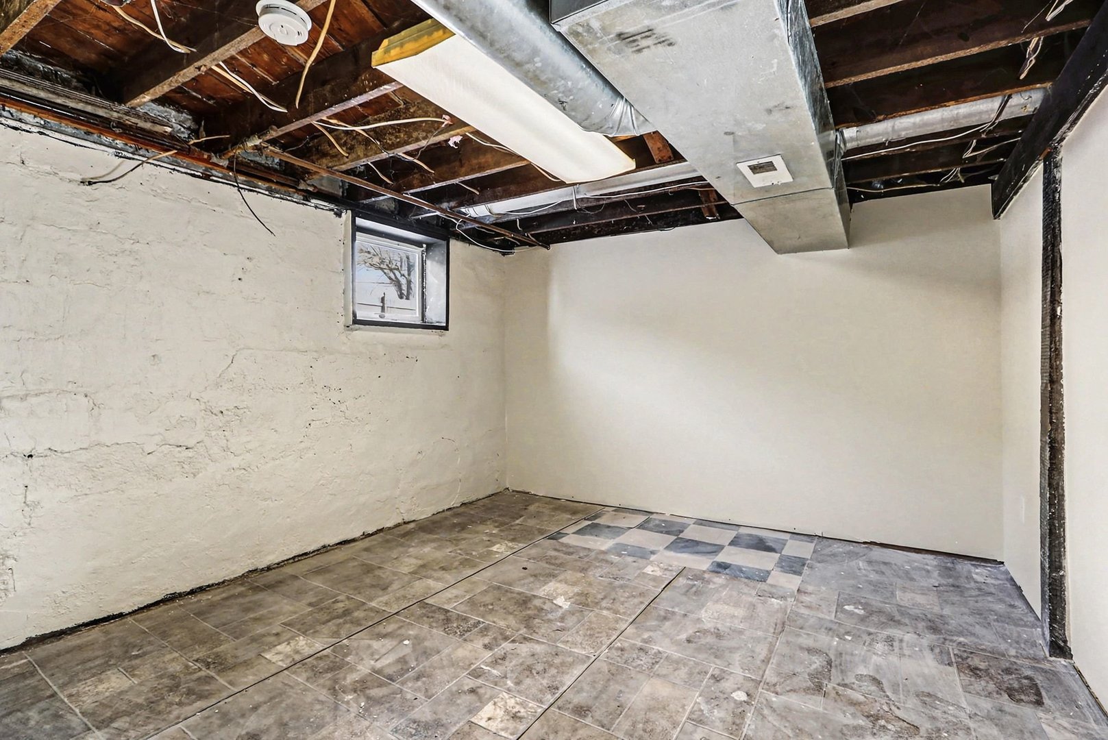 712 Davis Street Property Photo 11