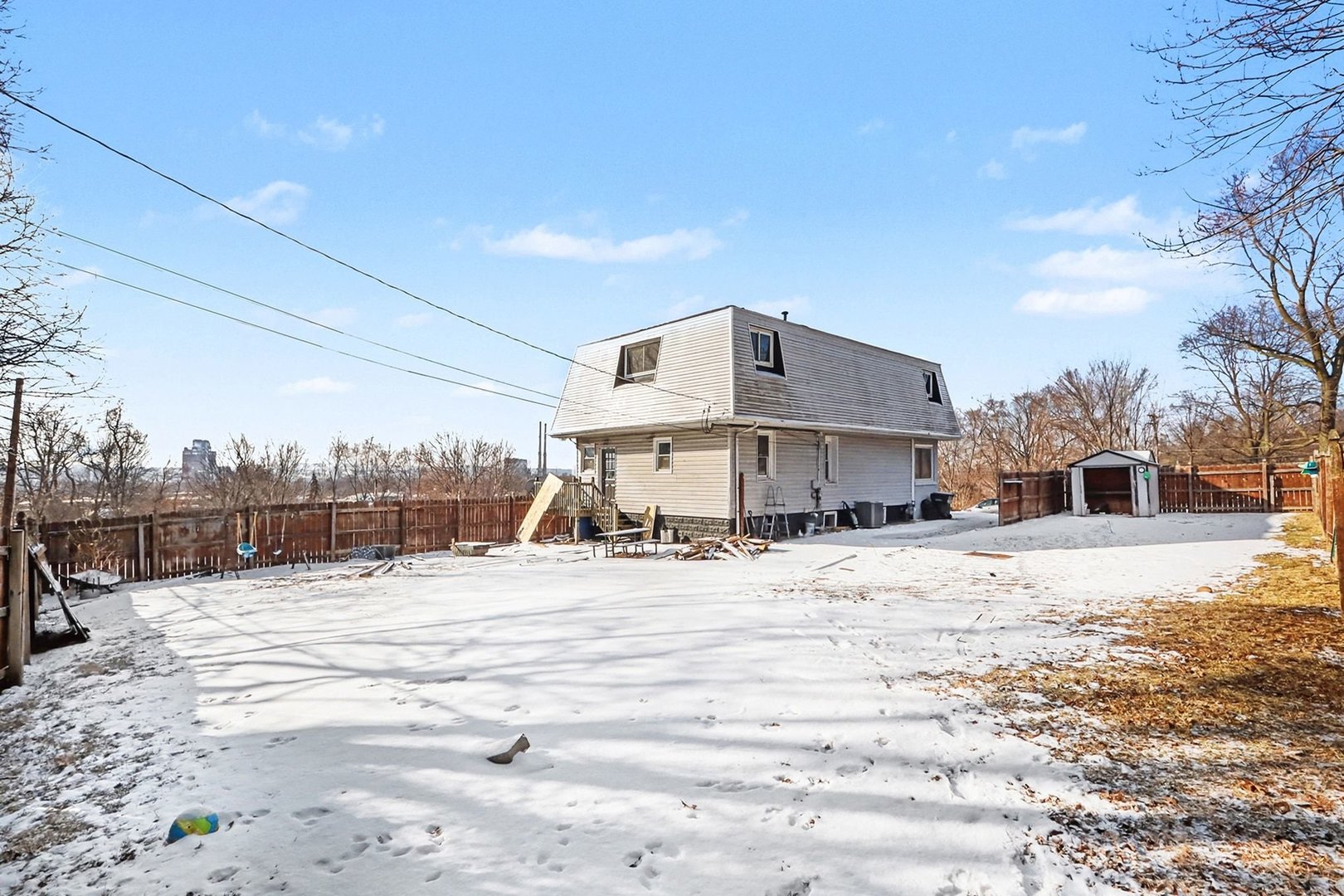 712 Davis Street Property Photo 14