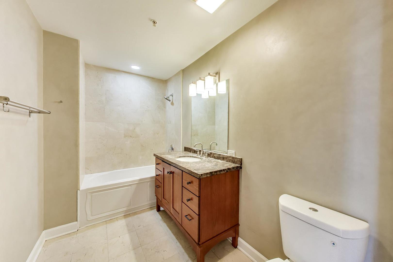 70 E 18th Street 2d Property Photo 11