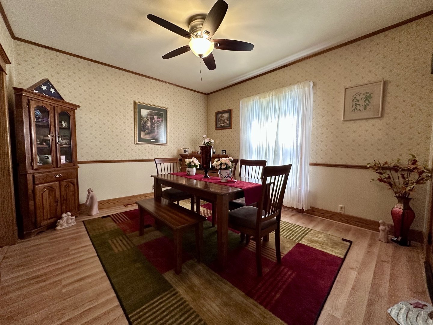 410 Broadway Avenue Property Photo 7