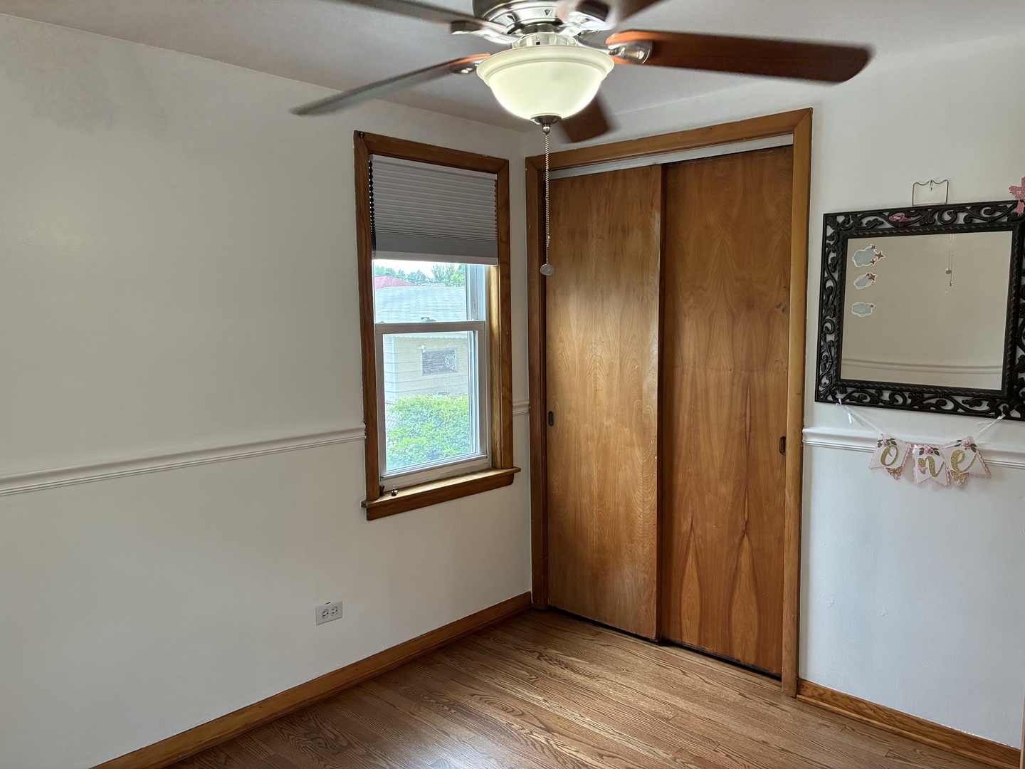 5144 S Natchez Avenue Property Photo 8