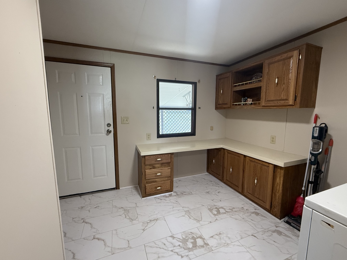 735 Thorntree Terrace Property Photo 10