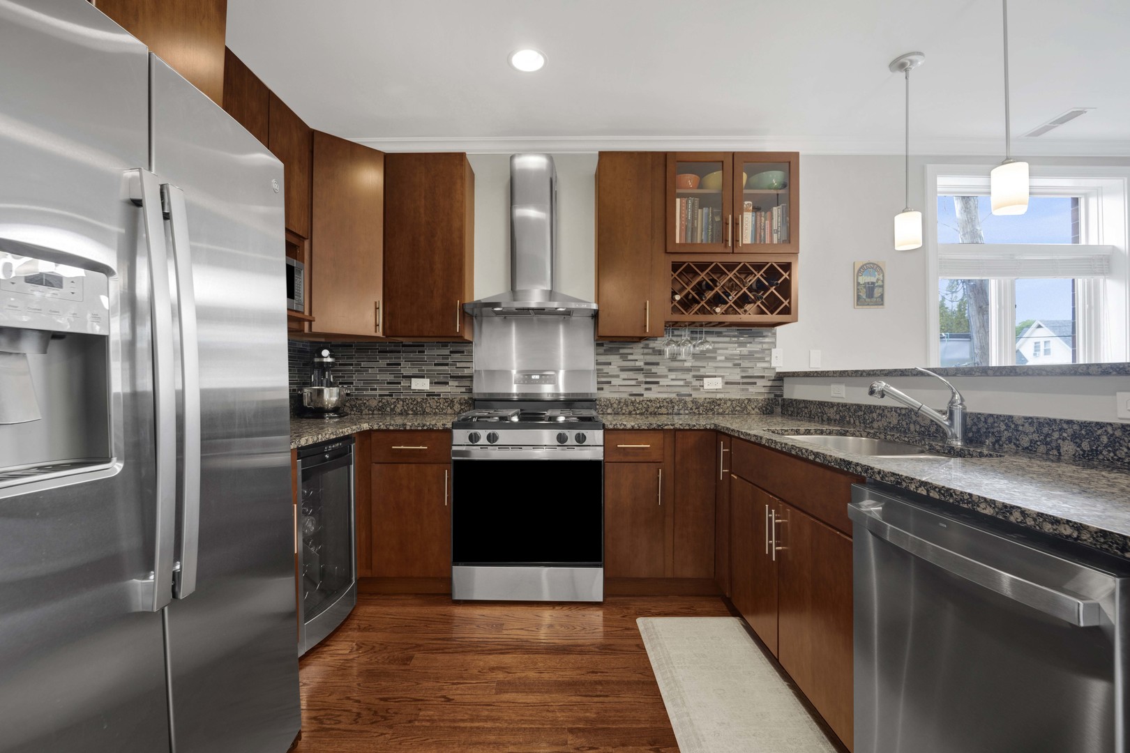 5006 N Western Avenue 2 Property Photo 13