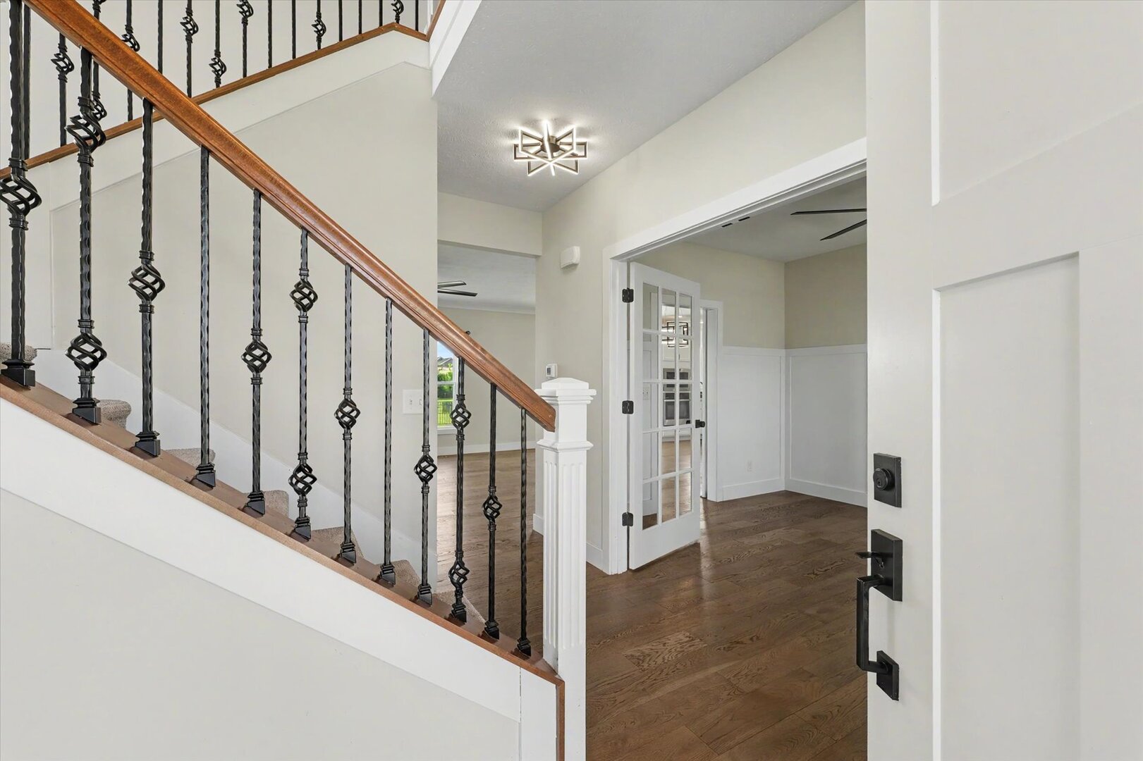 412 Sutton Street Property Photo 5