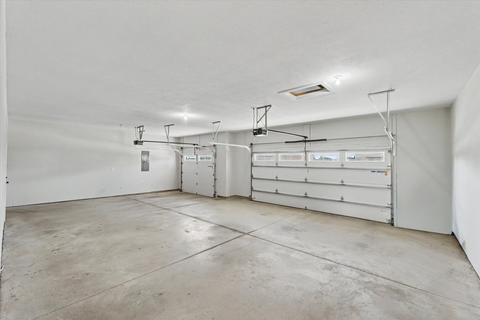 412 Sutton Street Property Photo 39